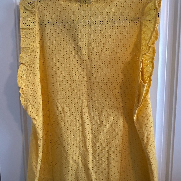 Chic Yellow Eyelet Ruffle Blouse - Picture 4 of 5